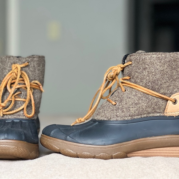 Sperry Saltwater Emboss Wool Boot - Picture 2 of 4